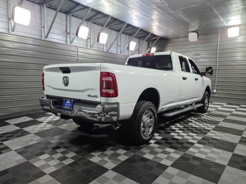 Used 2024 RAM 2500 Tradesman w/ Chrome Appearance Group image 5