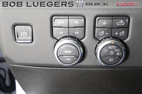 New 2026 GMC Sierra 2500 Denali w/ Denali Reserve Package image 29