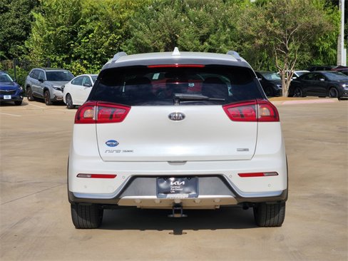 Certified 2019 Kia Niro Touring image 6