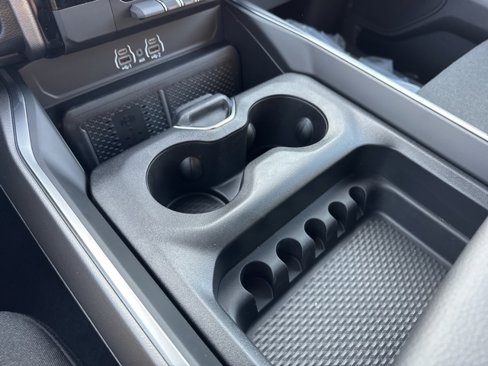 New 2026 RAM 1500 4x4 Crew Cab image 19