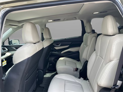 New 2025 Subaru Ascent Limited image 10