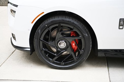 New 2025 Rolls-Royce Spectre Black Badge image 25