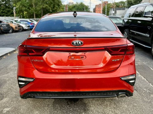 Used 2020 Kia Forte GT-Line w/ GT-Line Premium Package image 12