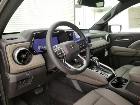 New 2025 Chevrolet Colorado ZR2 w/ Technology Package image 38