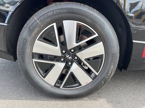 New 2026 Hyundai Ioniq 9 SEL image 22