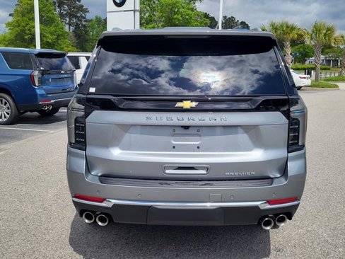 New 2025 Chevrolet Suburban Premier image 3