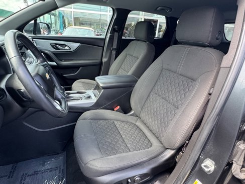 Used 2020 Chevrolet Blazer LT image 2