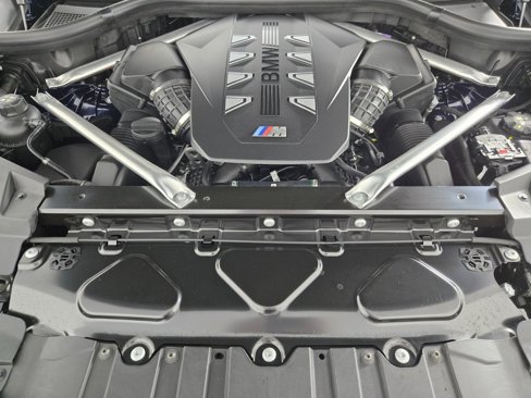 New 2026 BMW X5 M60i image 11