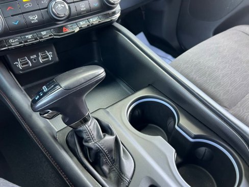 Used 2023 Dodge Durango GT image 21