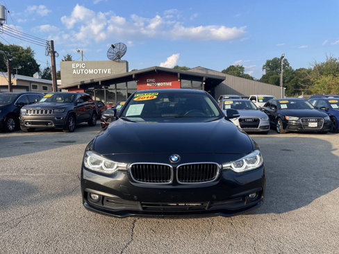 Used 2018 BMW 320i xDrive Sedan image 3
