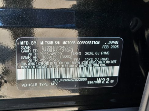 New 2025 Mitsubishi Outlander SE image 33