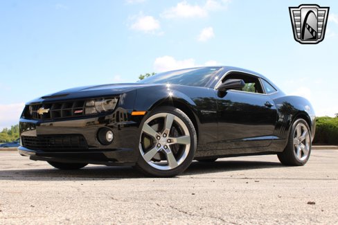 Used 2011 Chevrolet Camaro SS w/ RS Package image 3