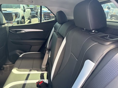 New 2025 Buick Envision Sport Touring image 18