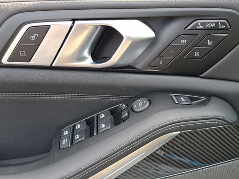 New 2026 BMW X7 M60i image 8