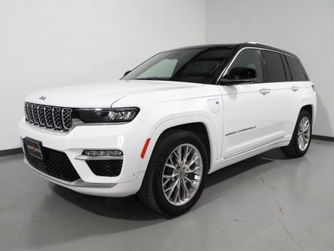 Used 2023 Jeep Grand Cherokee Summit 4xe w/ Advanced Protech Group IV image 10