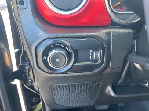 Used 2023 Jeep Wrangler Unlimited Rubicon w/ LED Lighting Group image 31