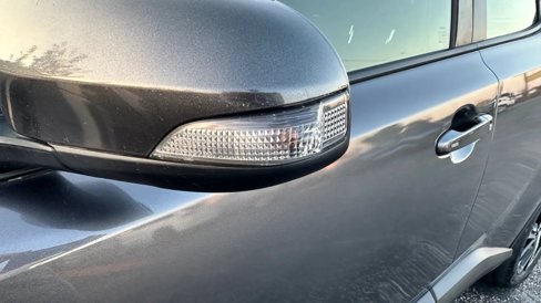 Used 2019 Toyota C-HR XLE image 11