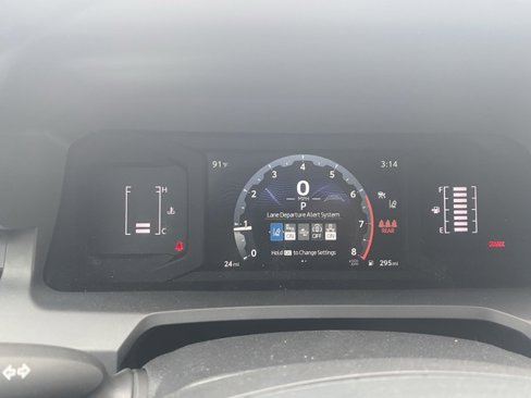 Used 2025 Toyota Tacoma SR5 image 32