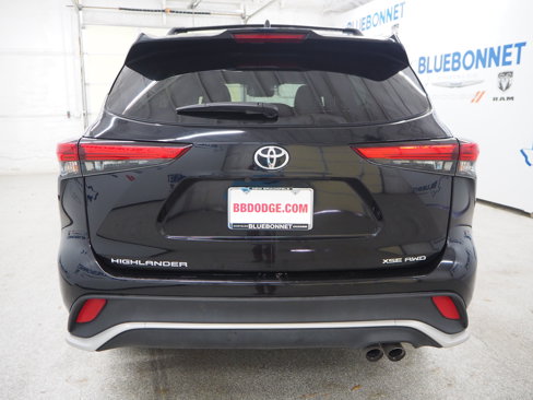 Used 2023 Toyota Highlander XSE image 7