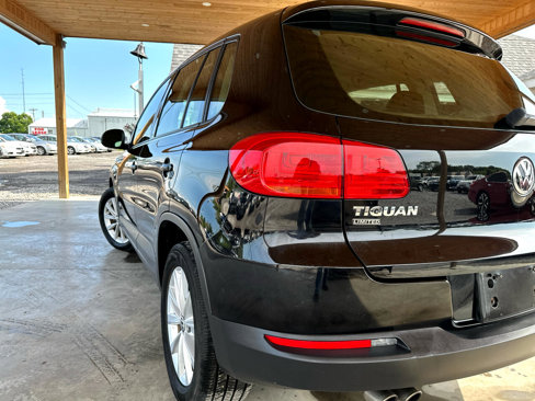Used 2017 Volkswagen Tiguan S image 11