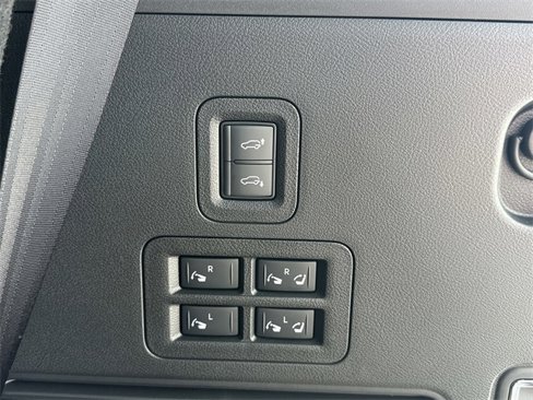 New 2025 Nissan Armada Platinum Reserve w/ Convenience Package image 36