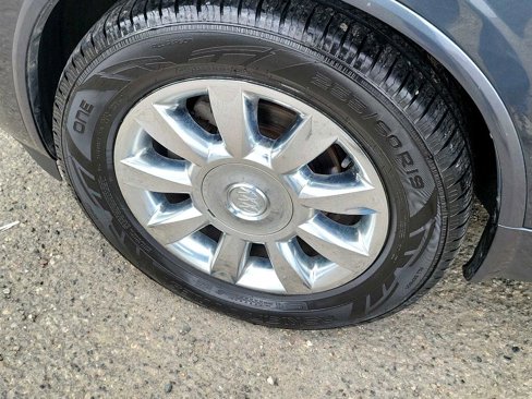 Used 2014 Buick Enclave Leather image 12