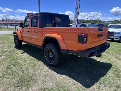 New 2025 Jeep Gladiator Willys image 5