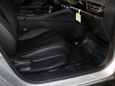 Certified 2025 Acura ADX FWD image 34