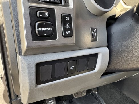 Used 2014 Toyota Sequoia SR5 image 16