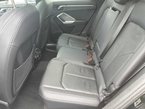 Used 2024 Audi Q3 2.0T Premium image 27