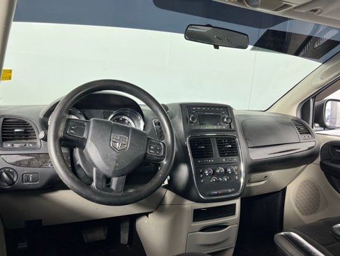 Used 2013 Dodge Grand Caravan SE image 17