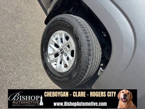 Used 2024 Nissan Frontier SV image 20