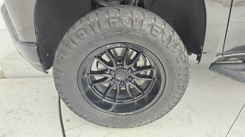 Used 2021 Chevrolet Silverado 1500 LT Trail Boss w/ Convenience Package II image 32
