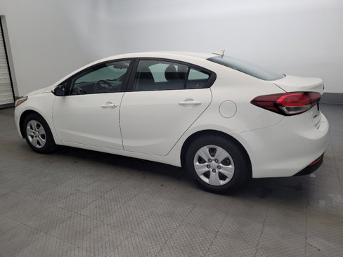 Used 2018 Kia Forte LX image 3