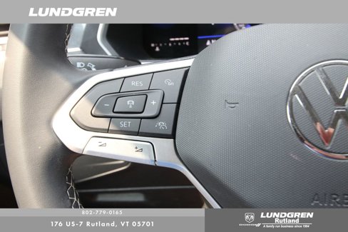 Used 2023 Volkswagen Tiguan SE image 14