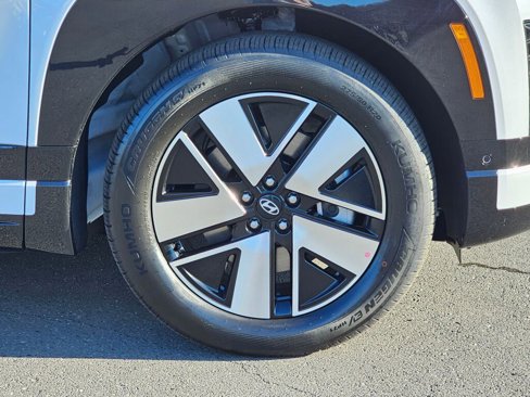 New 2026 Hyundai Ioniq 9 SEL image 9