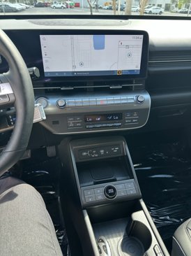 Used 2025 Hyundai Kona Limited image 13
