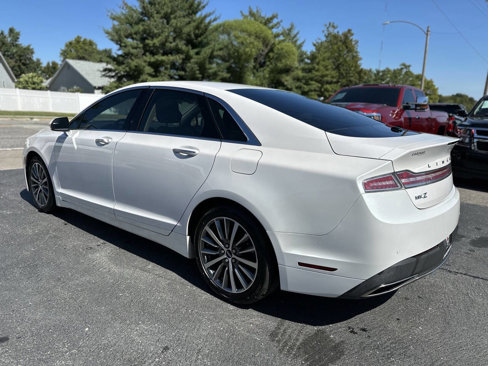 Used 2017 Lincoln MKZ Premiere image 5