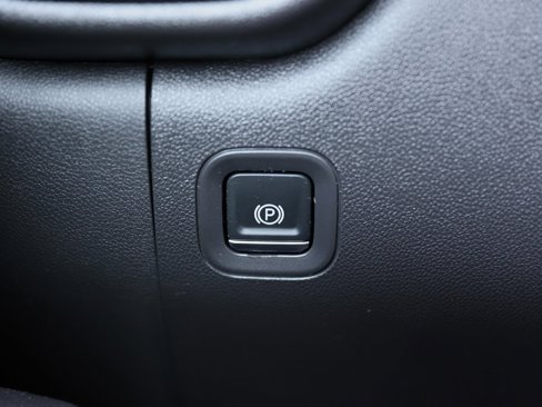 Certified 2024 GMC Sierra 1500 Pro w/ Convenience Package image 27
