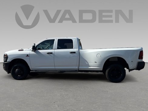 New 2025 RAM 3500 Tradesman image 7