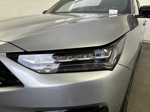 Certified 2025 Acura MDX A-Spec image 28