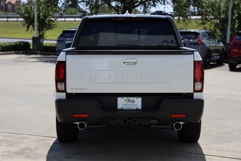 New 2025 Honda Ridgeline Black Edition image 7