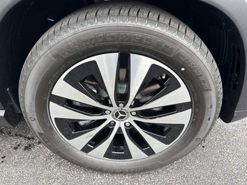 New 2025 Mercedes-Benz GLE 450 4MATIC image 11