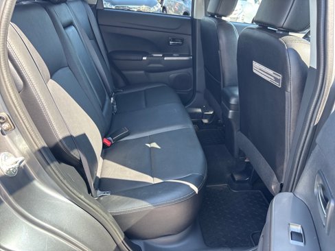 Used 2018 Mitsubishi Outlander Sport SEL image 20