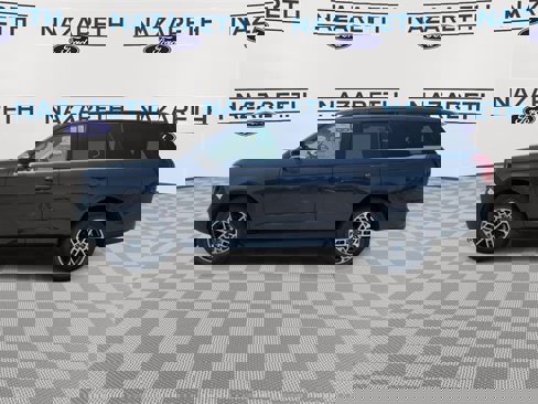 New 2025 Ford Expedition Active image 5