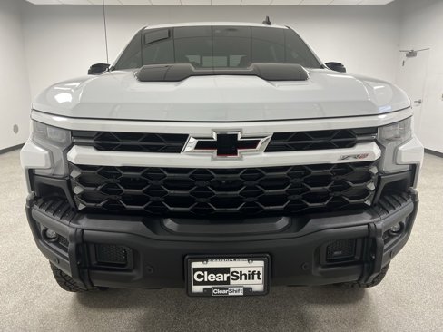 Used 2024 Chevrolet Silverado 1500 ZR2 w/ ZR2 Bison Edition image 3