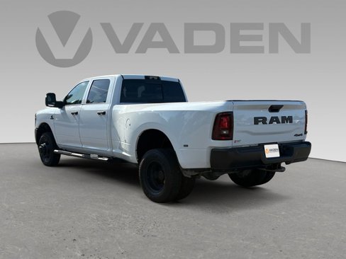 New 2025 RAM 3500 Tradesman image 23