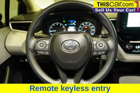 Used 2025 Toyota Corolla LE image 11