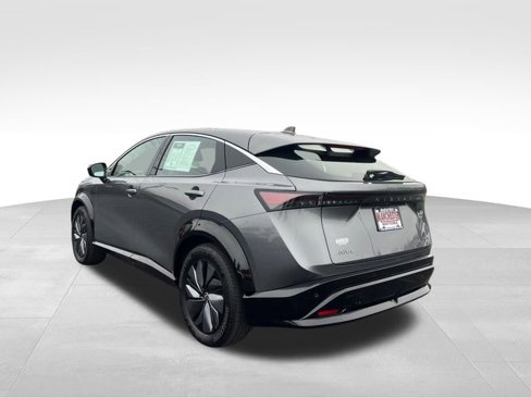 Used 2023 Nissan Ariya FWD image 7