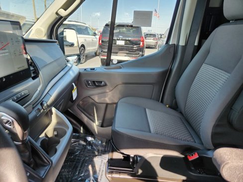 New 2026 Ford Transit 250 148 Medium Roof image 22